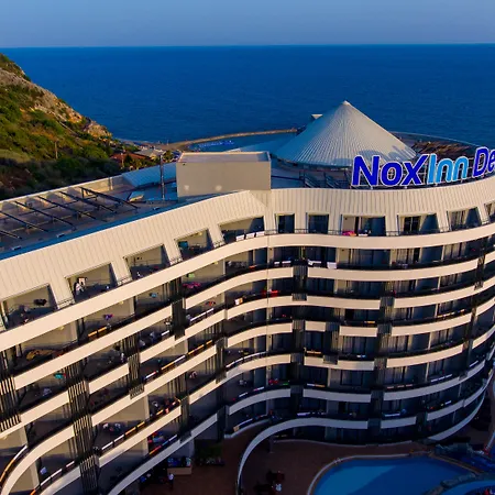Noxinn Deluxe Szálloda